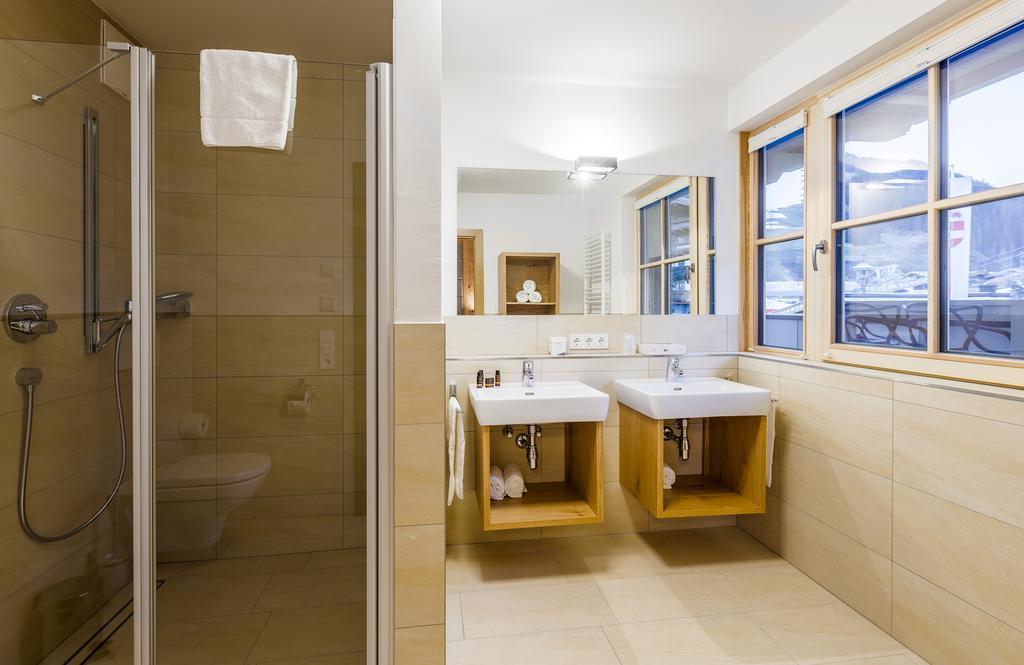 Bolodges Apartments By Alpin Rentals Saalbach-Hinterglemm Ruang foto